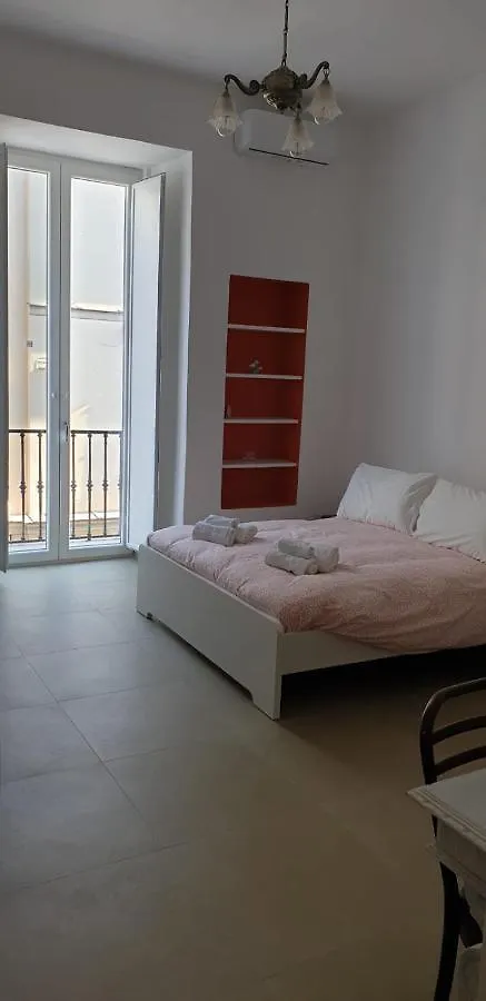 Bed and Breakfast MaGà Station Napoli Italia